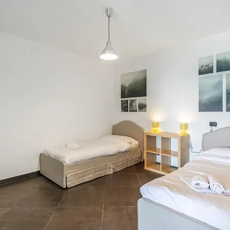 In A Quiet Place - Happy Villa *