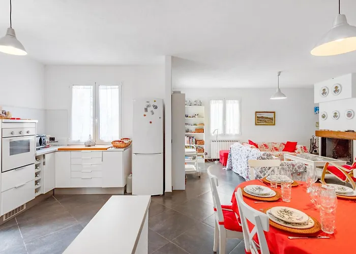 Moneglia In A Quiet Place - Happy Vila *