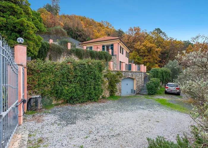 Moneglia In A Quiet Place - Happy * Moneglia